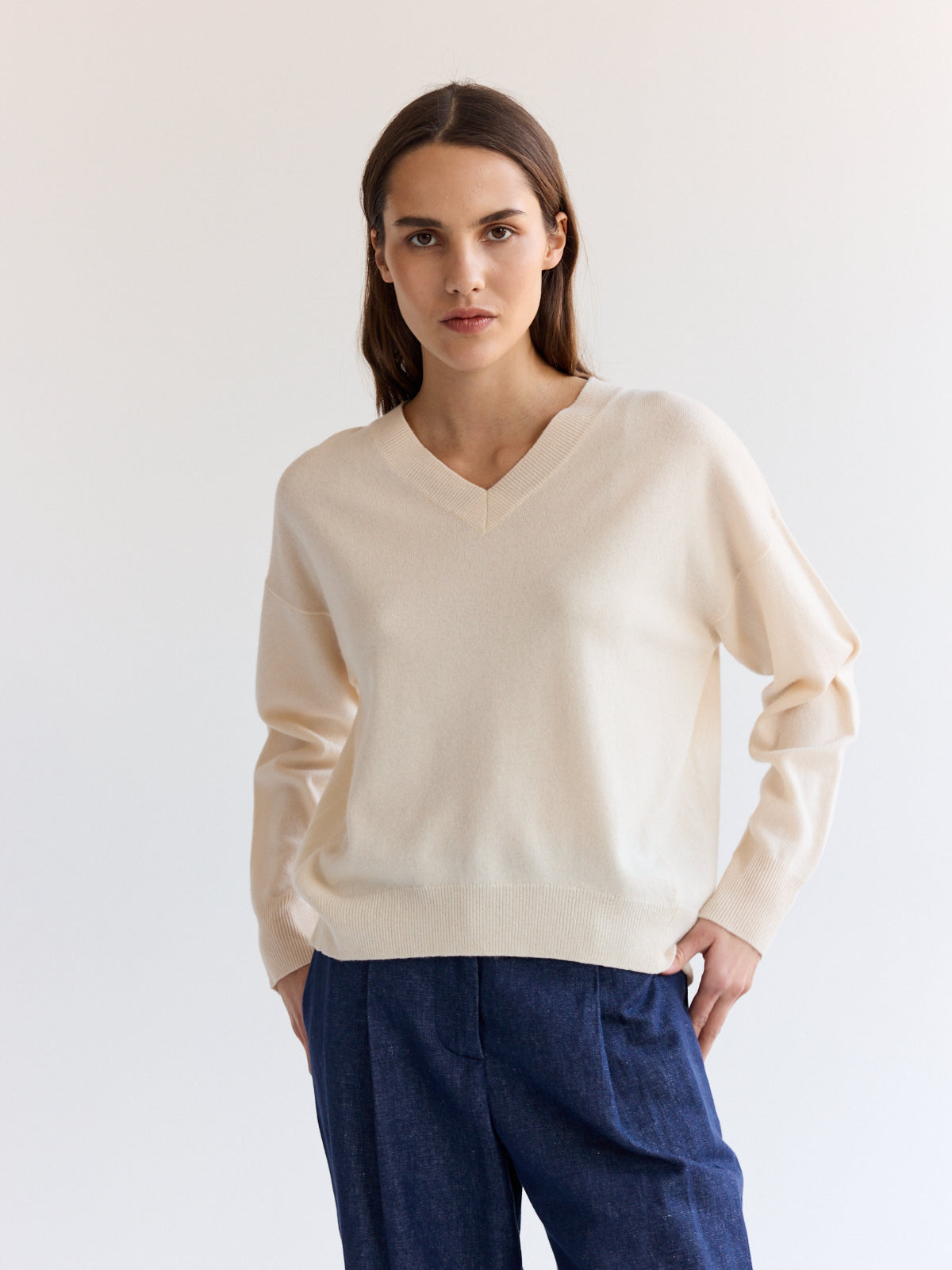 Solux V sweater 25p Ivory