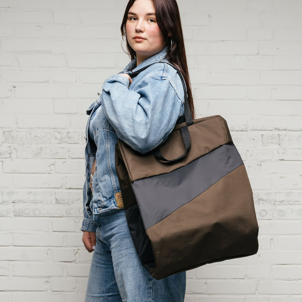 
                      
                        Tote bag black - Susan Bijl
                      
                    