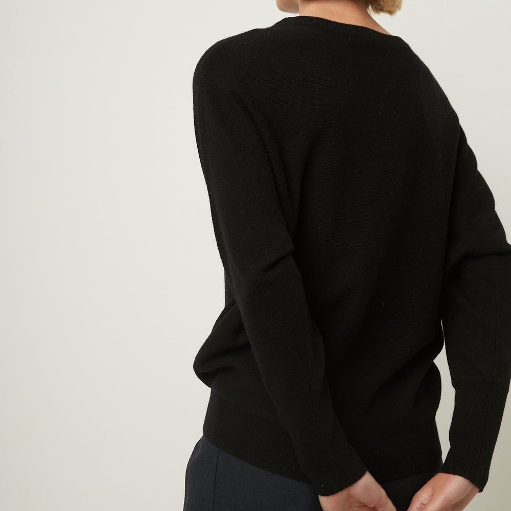 
                      
                        Lou Pull sweater 24a Black
                      
                    