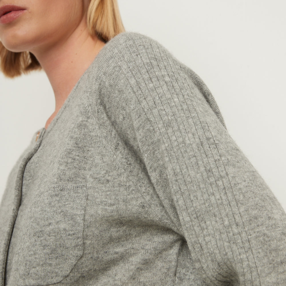 
                      
                        Lou Cardigan 24a Grey
                      
                    