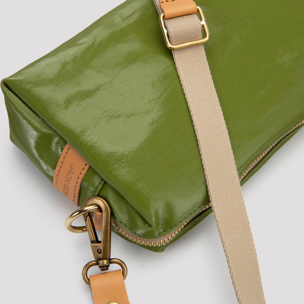 
                      
                        Mini besace green bag - Jack Gomme
                      
                    