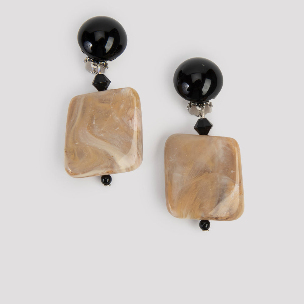 
                      
                        Square clip earrings beige - Angela Caputi
                      
                    