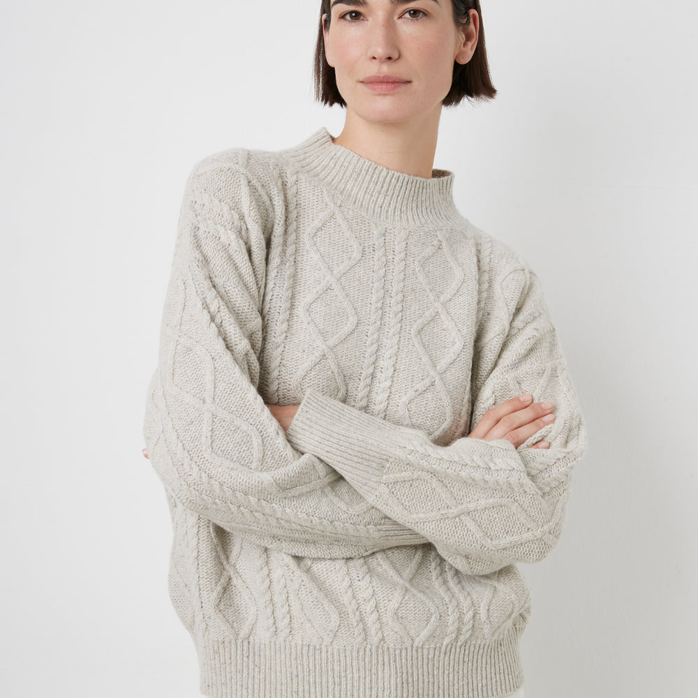 
                      
                        Aran Pull 23h Natural
                      
                    