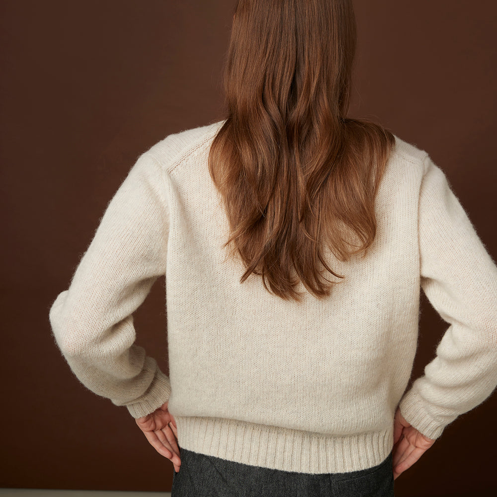 
                      
                        Scottish Pull sweater 24a Oatmeal
                      
                    