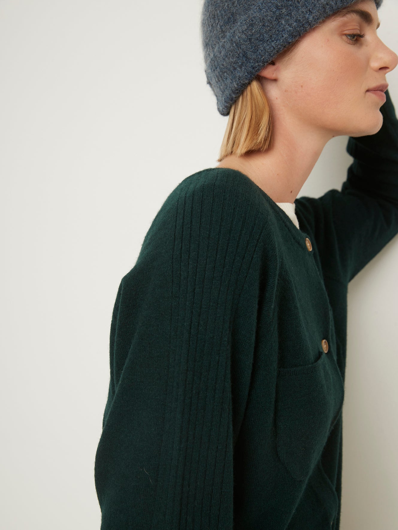 Lou cardigan 24a Pine