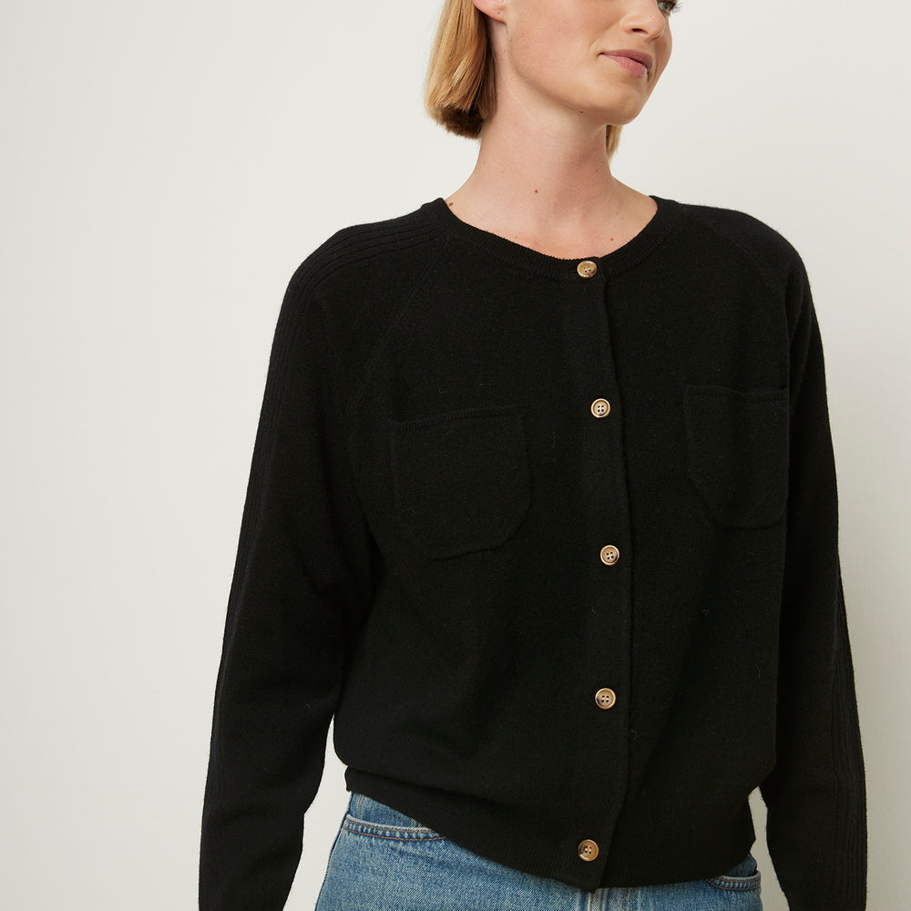 Lou Cardigan 24a Black